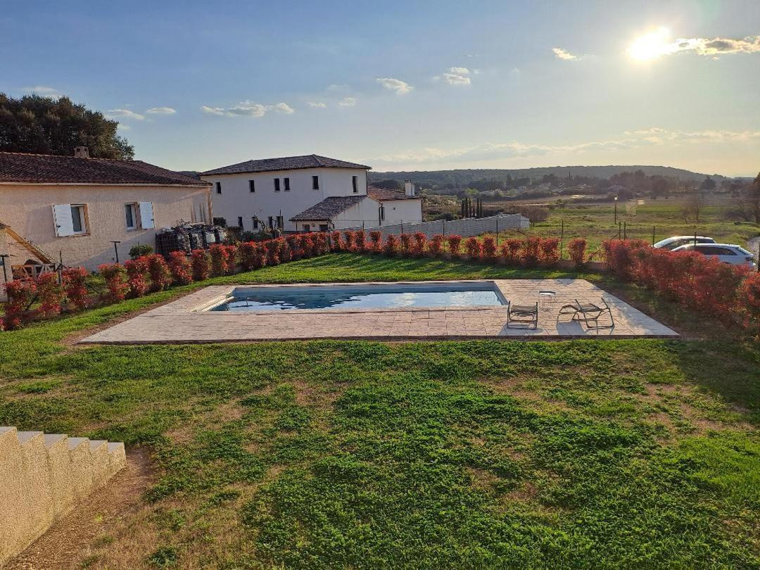 Villa Familiale Avec Piscine, Jardin A 10 Mn D'Uzes Flaux ภายนอก รูปภาพ